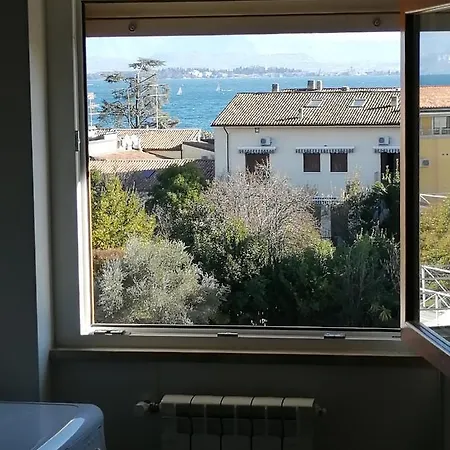 Guido's Romana Apartment